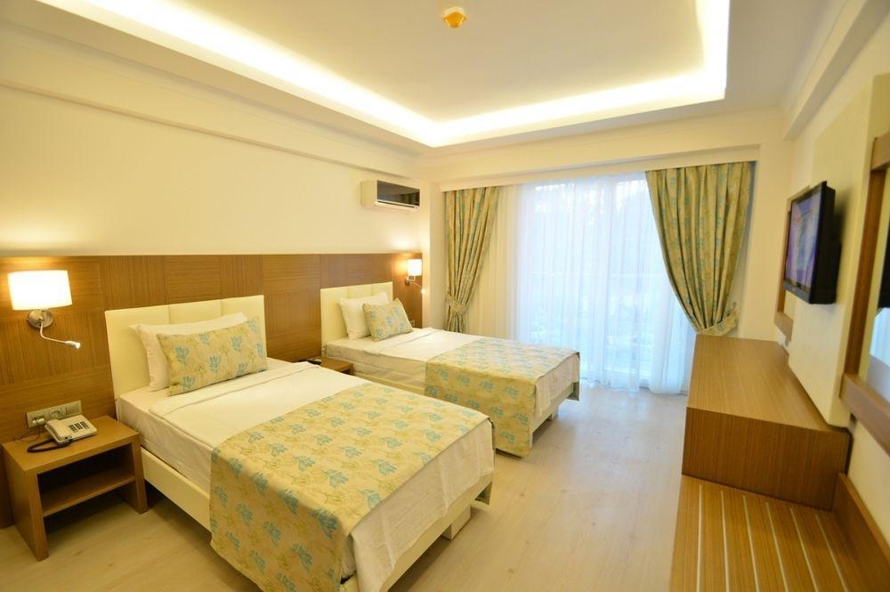 Yeniceri City Hotel Фетхие Экстерьер фото